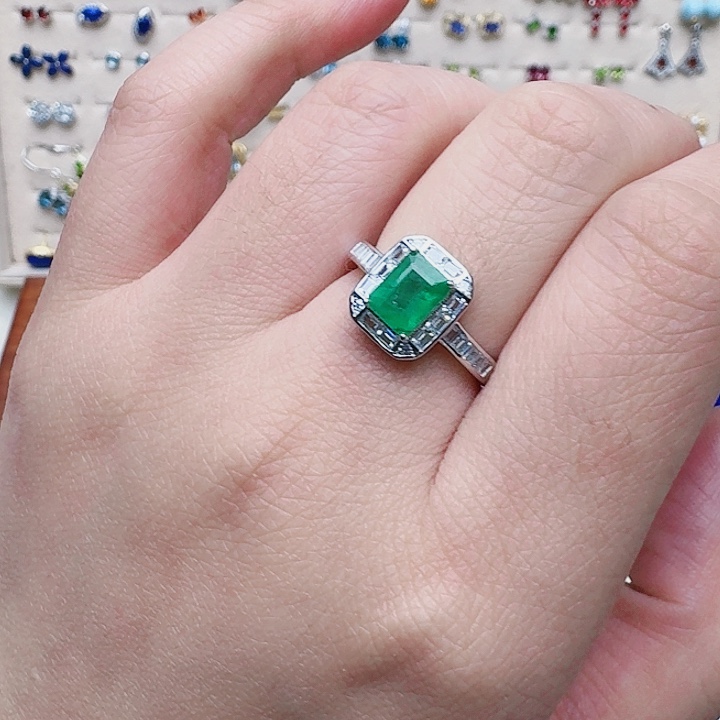 祖母绿戒指银S925镶嵌戒指