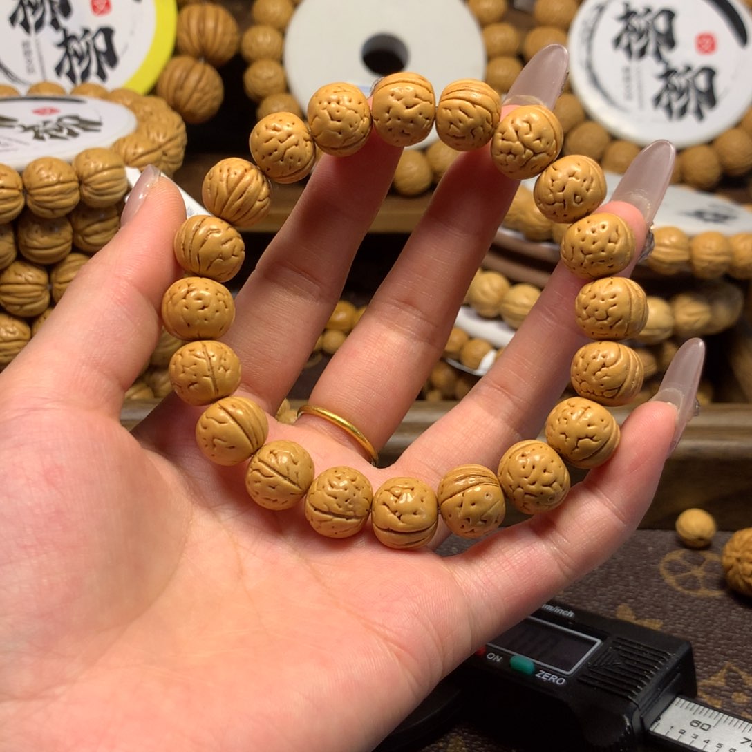 S****e精品桃核小黄桃