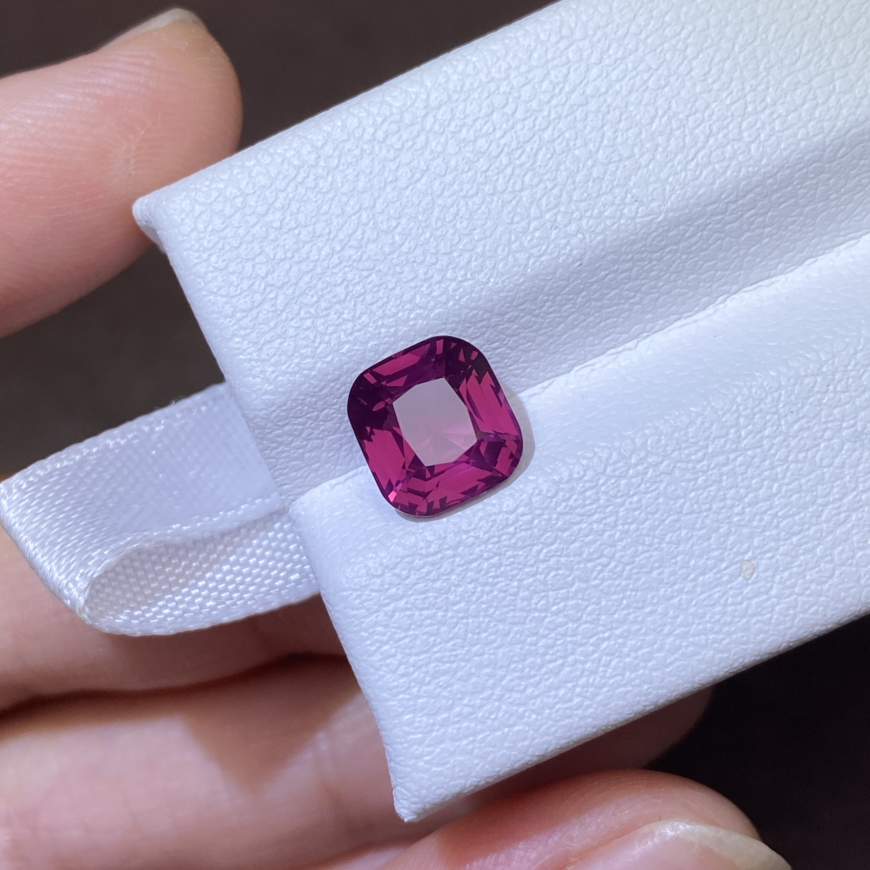 25A014 马亨盖尖晶宝石 2.54克拉