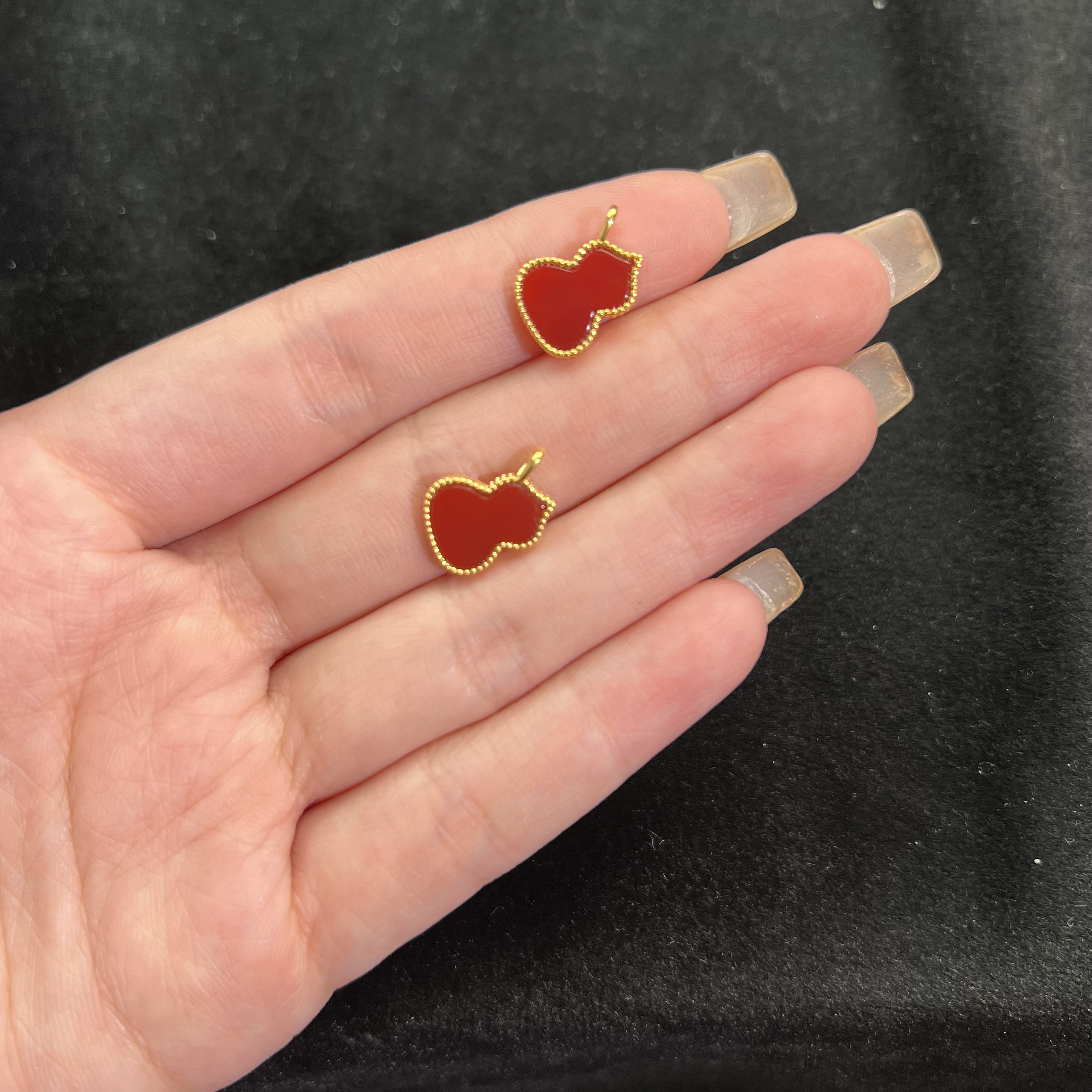 【云上】DS13867-18K金镶嵌玛瑙吊坠-多样性发其一-13*10*2mm（WJ）