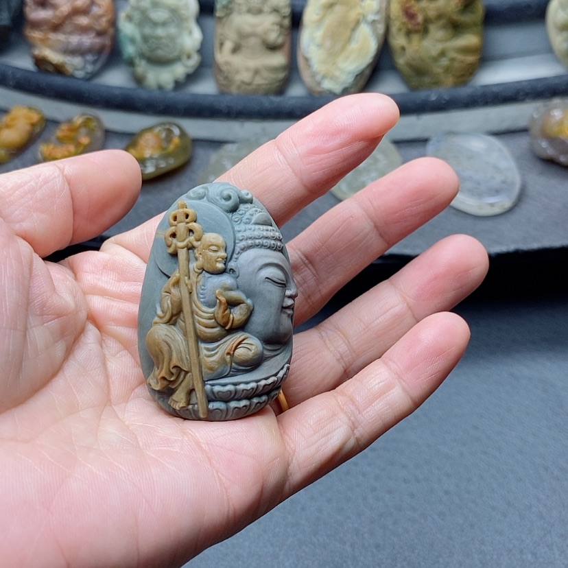 【闪购商品】定制石英质玉吊坠未镶嵌