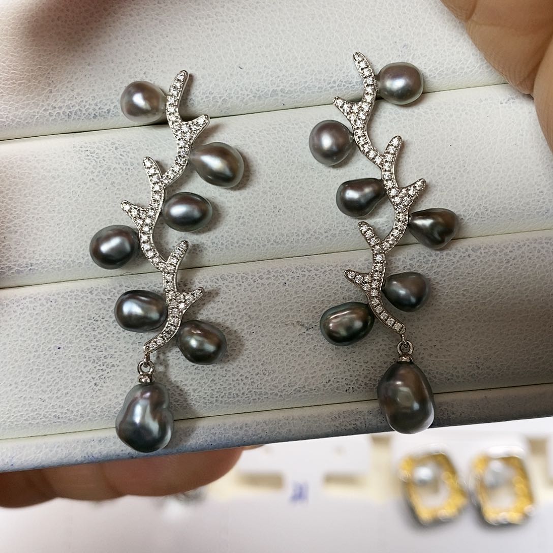 海水珍珠耳饰18K金镶嵌云*夕