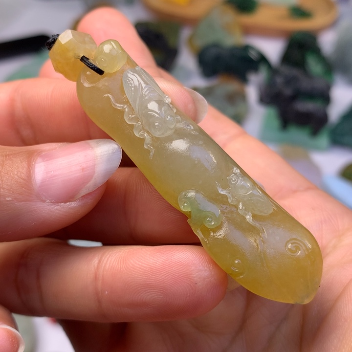 定制翡翠未镶嵌翡翠