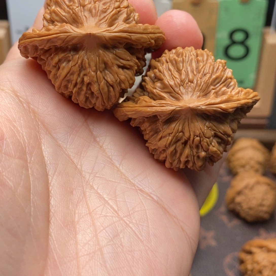 小***胖文玩核桃把件四座楼45
