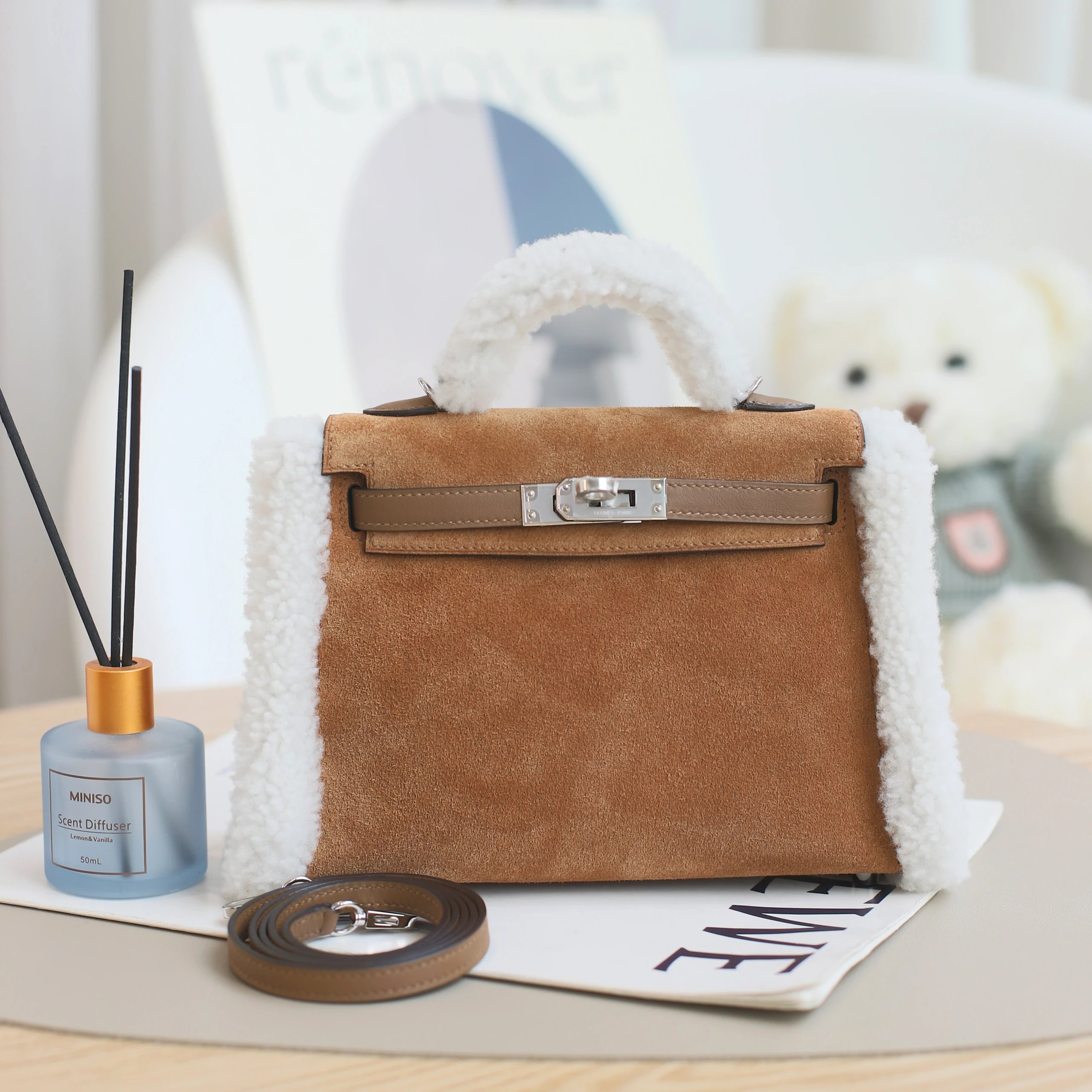 全新未使用 Hermes/爱马仕 Mini kelly二代 W刻 麂皮拼毛绒 银扣