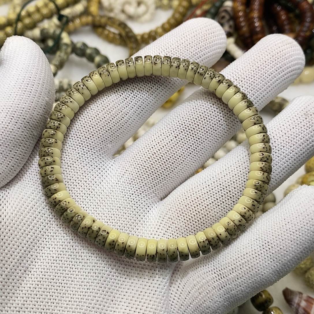 星月菩提手串昭*。海南