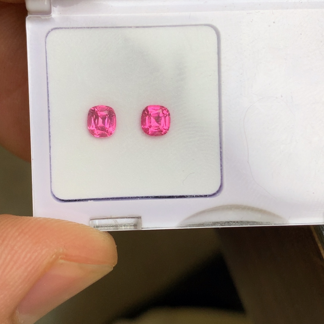 尖晶石裸石精切热粉尖晶0.62ct