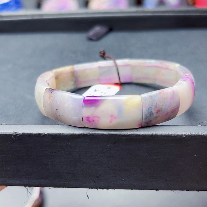 女***王苏纪石（舒俱来）未镶嵌手牌