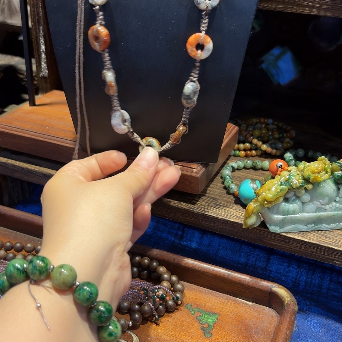 翡翠颈饰未镶嵌原创