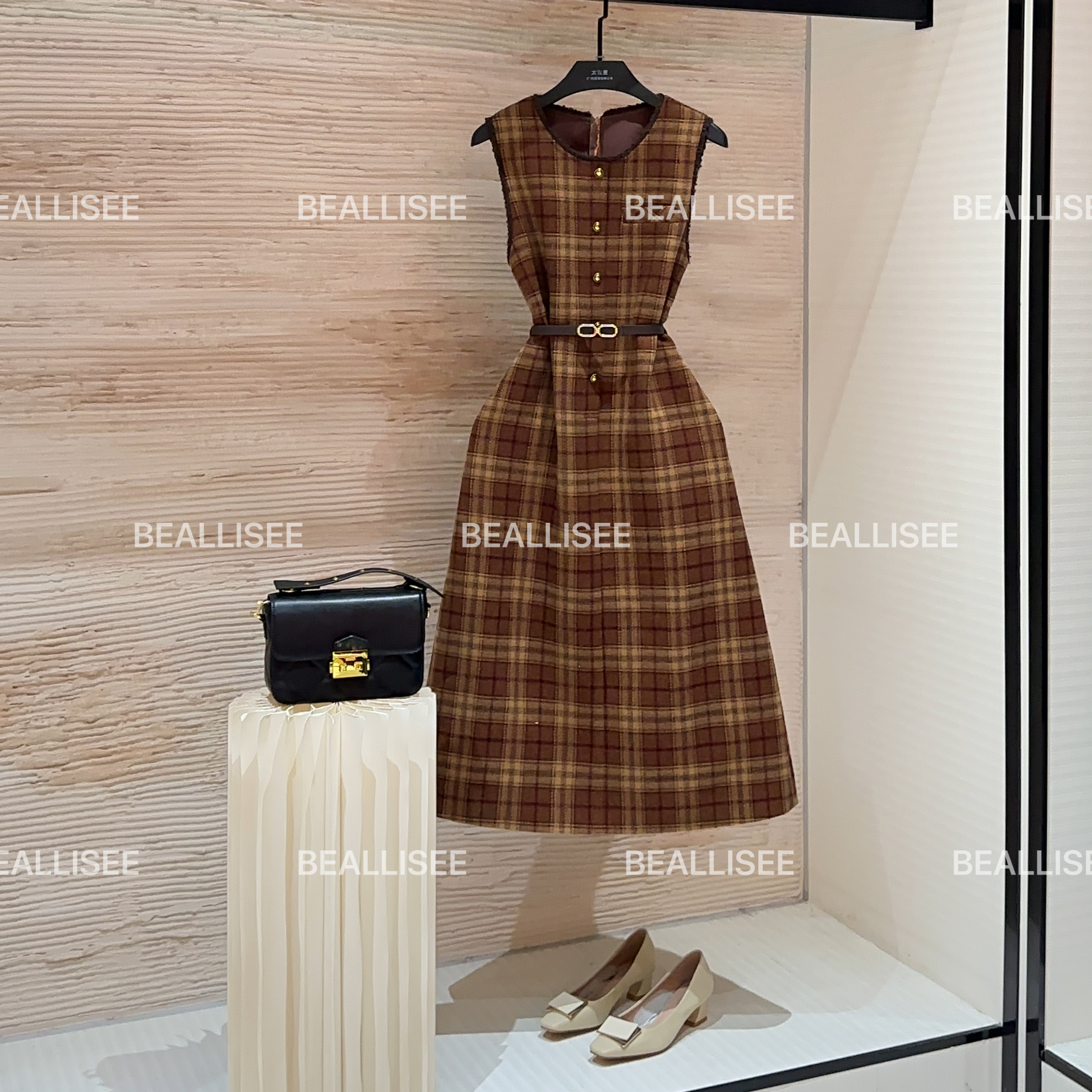 【宠粉价】秋冬新款无袖显瘦国风时尚宽松连衣裙W-A1586