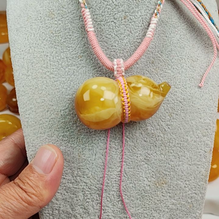 蜜蜡吊坠(赠链)未镶嵌