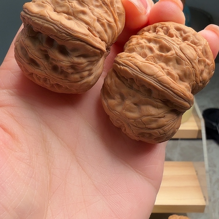 一***虎桃核把件元宝全品，44尺货头