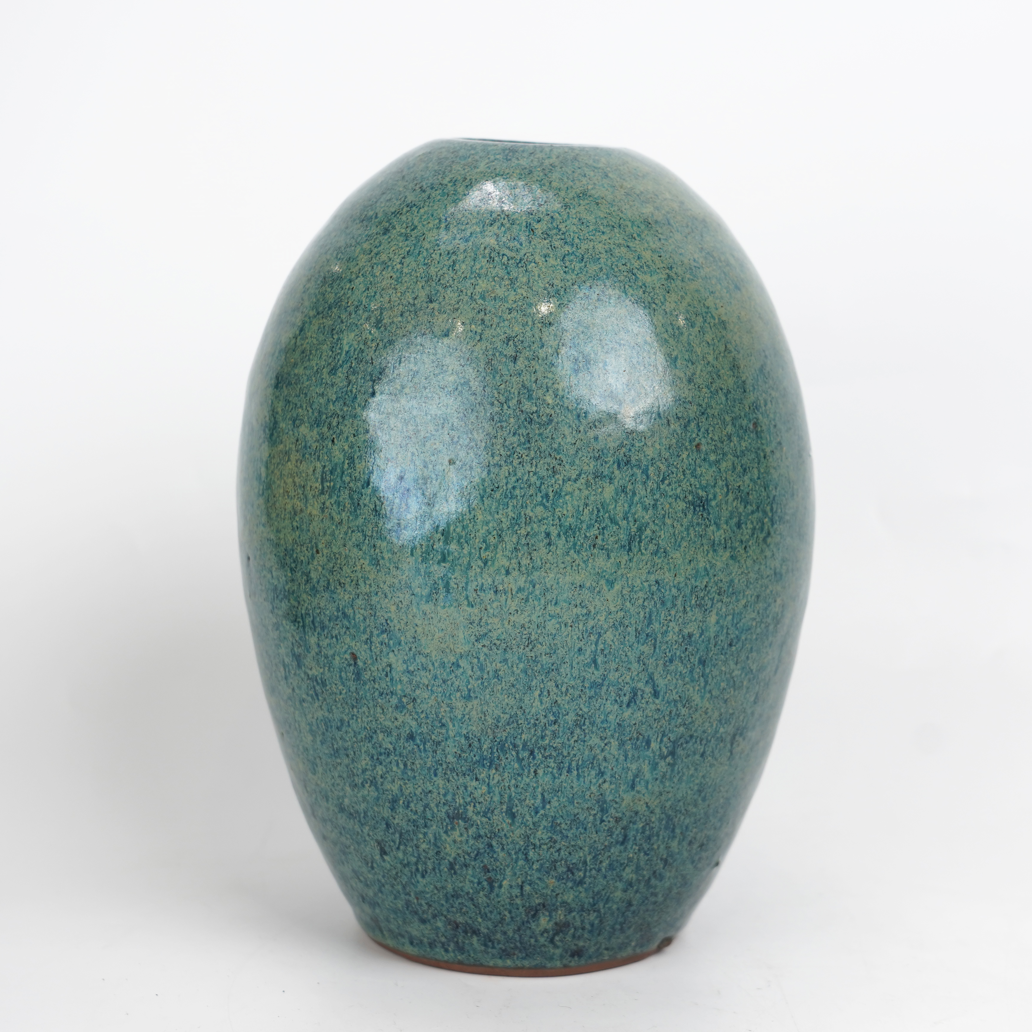 Lot016 清中期 葛明祥款炉钧釉橄榄瓶