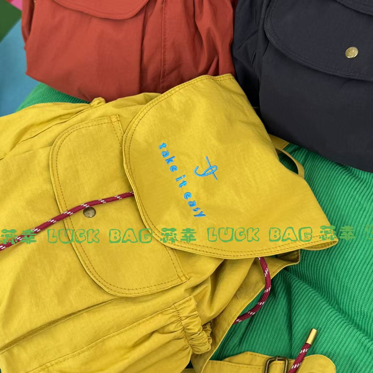 【简单点】夏季帆布双肩包 登山包