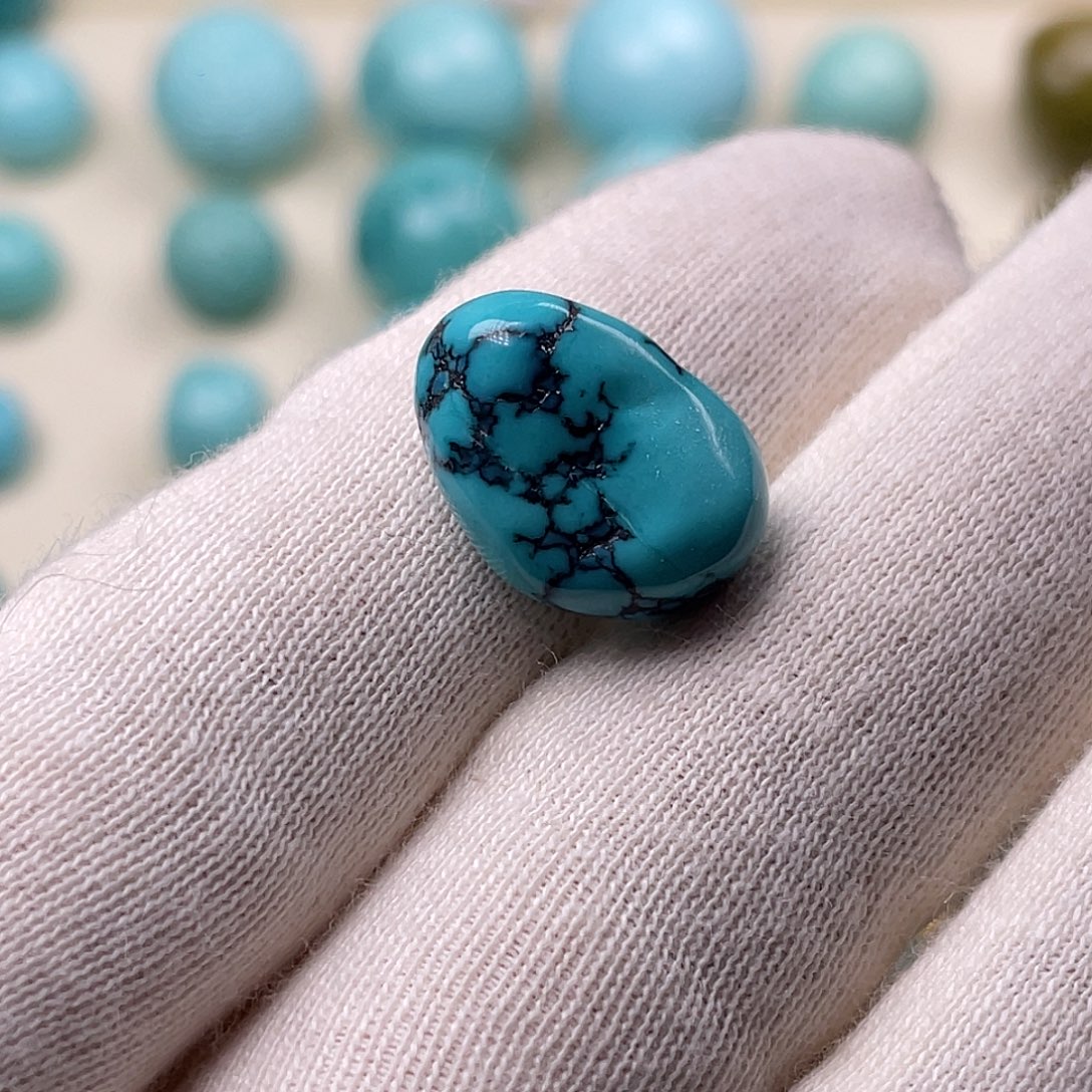 绿松石未镶嵌珠宝半成品