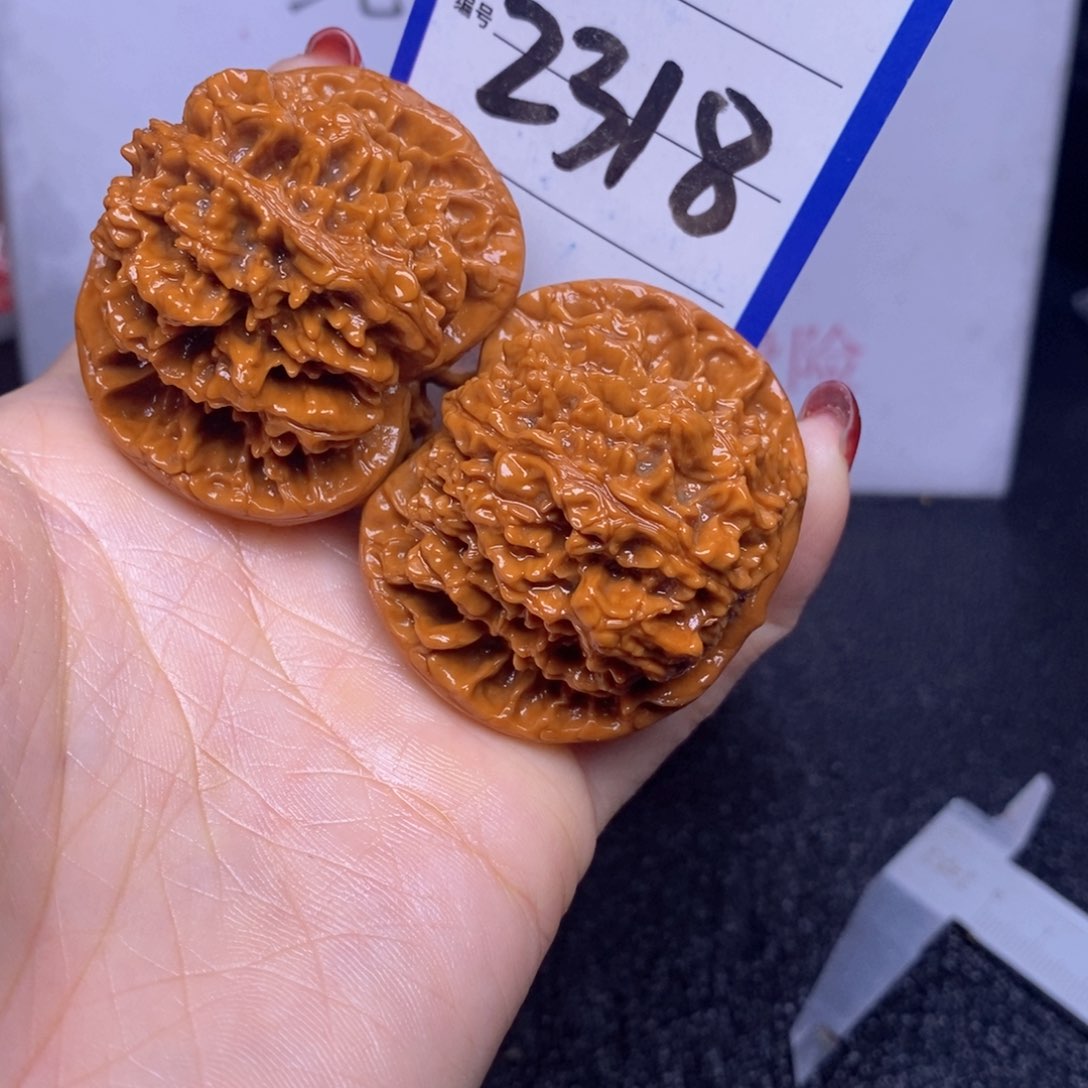 文玩核桃把件2318/47大刺