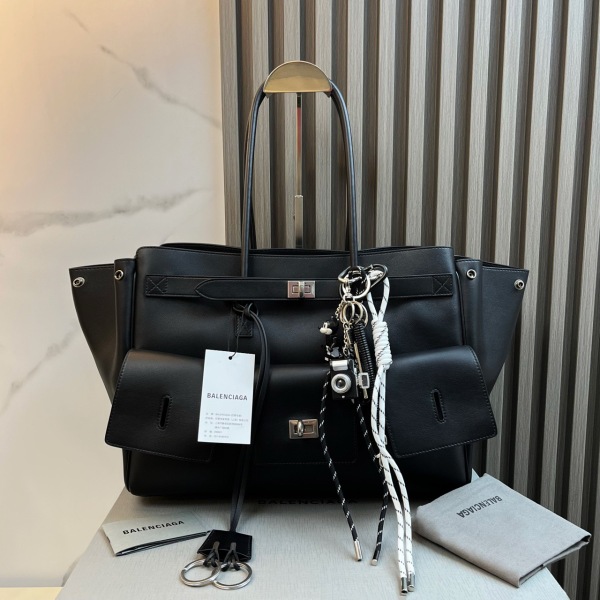 99新/包包/巴黎世家/250125LL0046