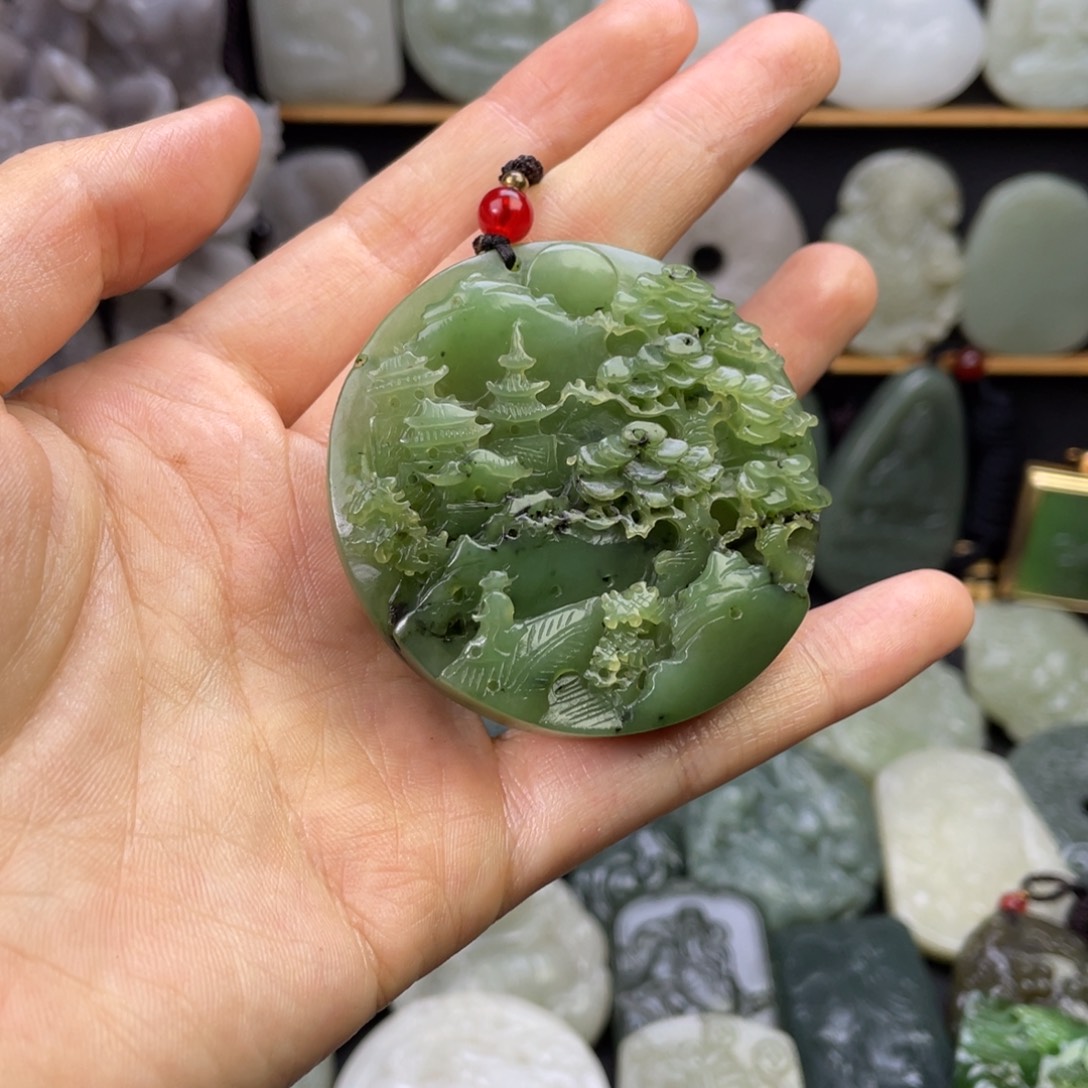 代***7和田玉未镶嵌颈饰