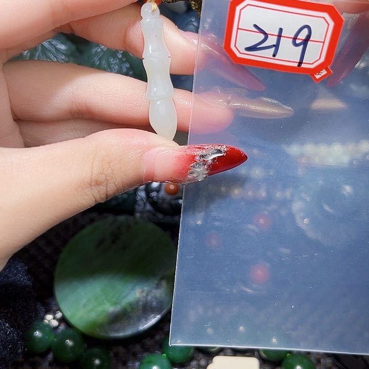 和田玉和田玉边角料随机发未镶嵌