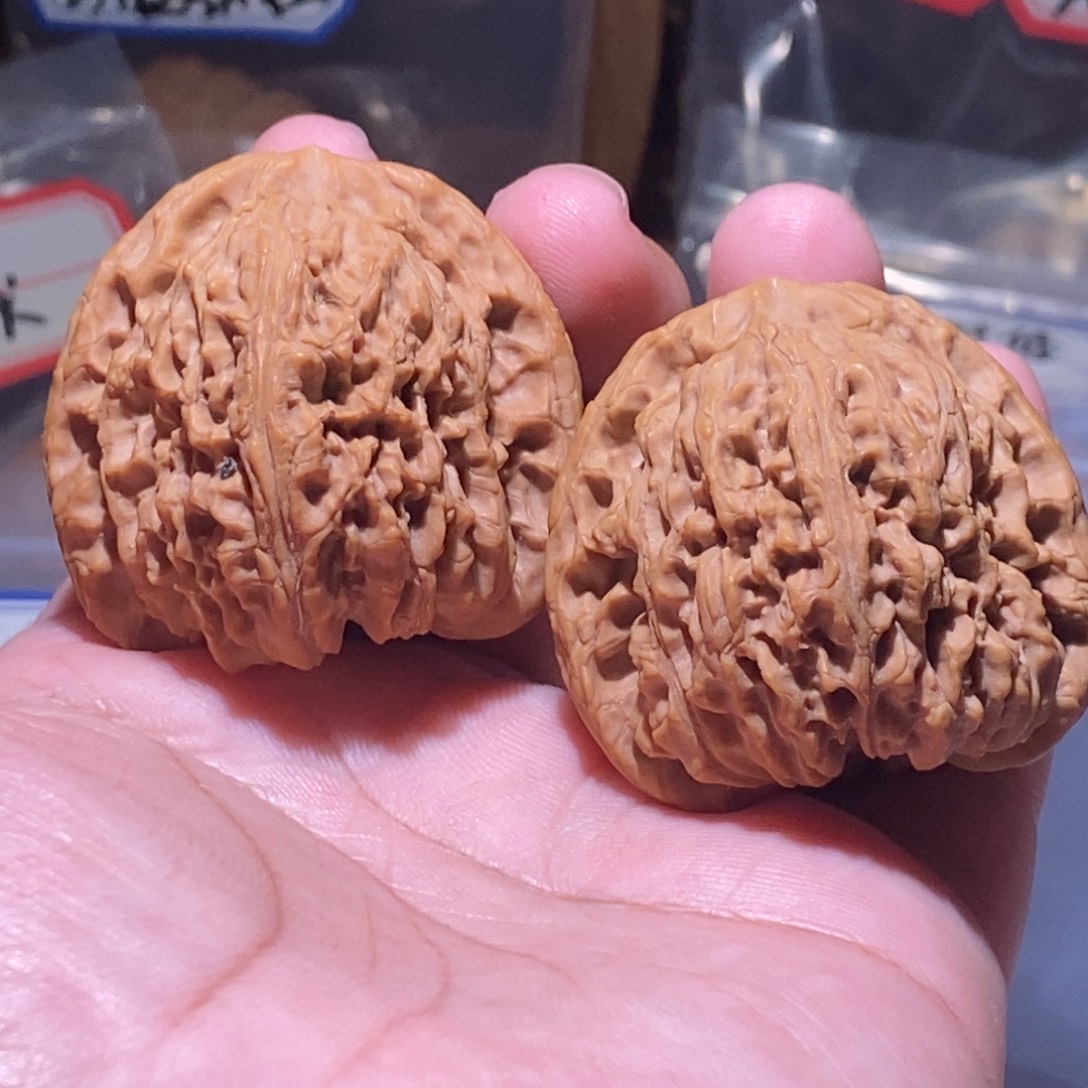 乾***元文玩核桃吊坠42全品南疆