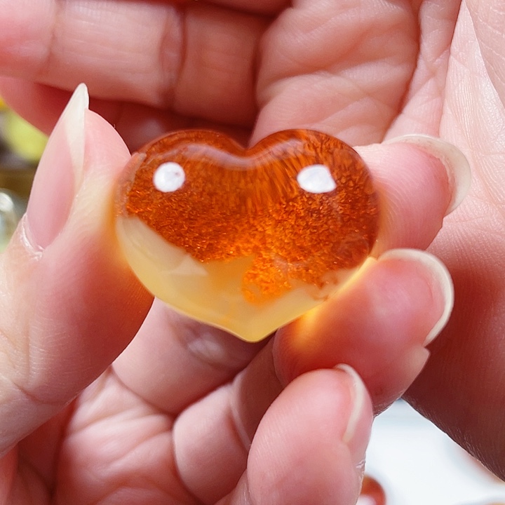 琥珀未镶嵌裸石吊坠