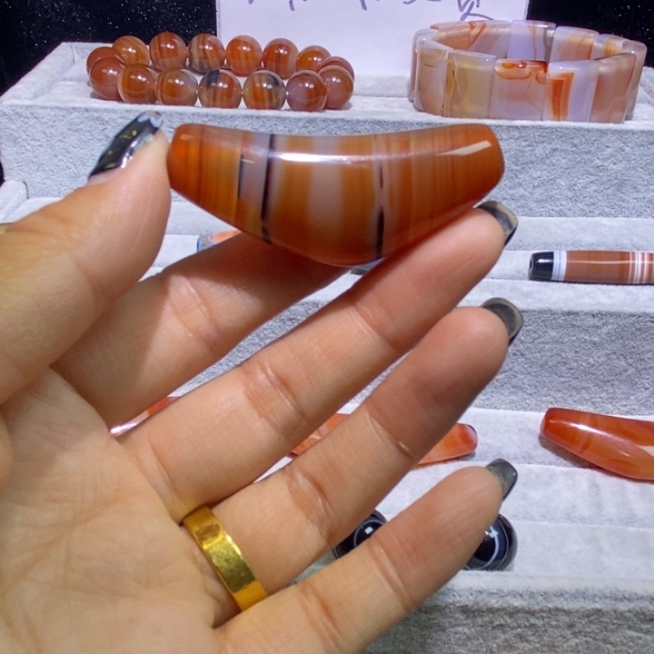 玛瑙/玉髓未镶嵌颈饰