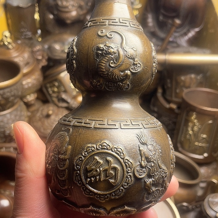 诚信经营铜器摆件