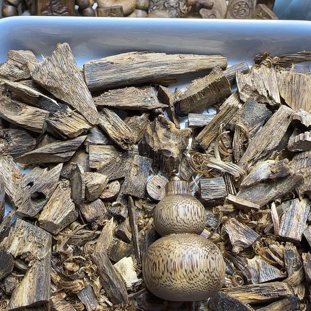 沉香碎屑沉香原汁原味