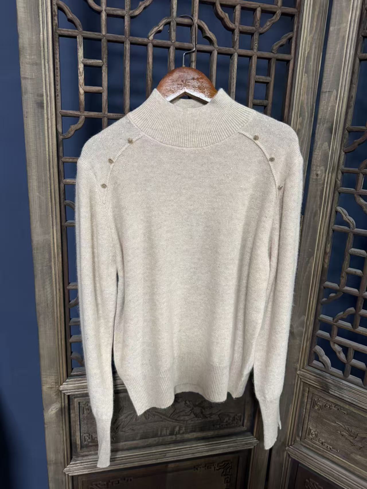 2025秋季新款休闲时尚圆领毛衣女Y707