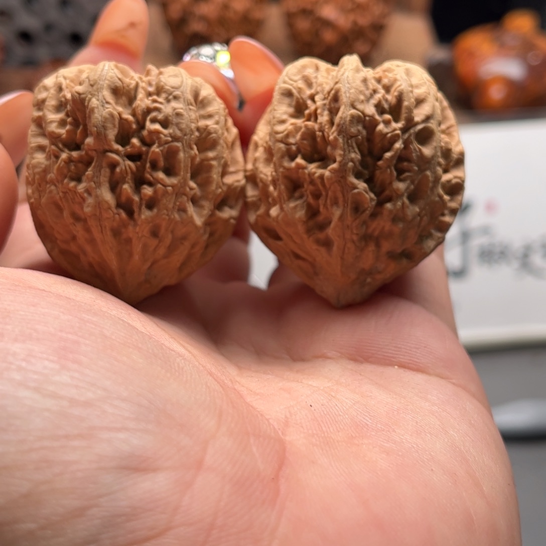 文玩核桃把件关东木子家楸大胖38