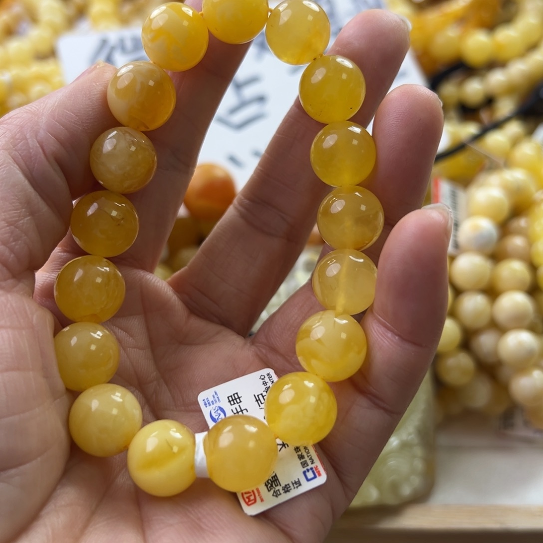 琥珀珠宝奇石未镶嵌