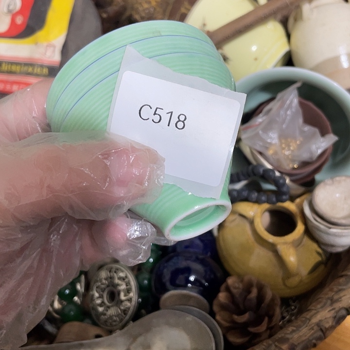 万***红瓷片C518号工艺品