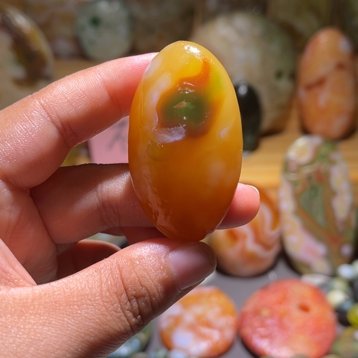 玛瑙/玉髓颈饰未镶嵌