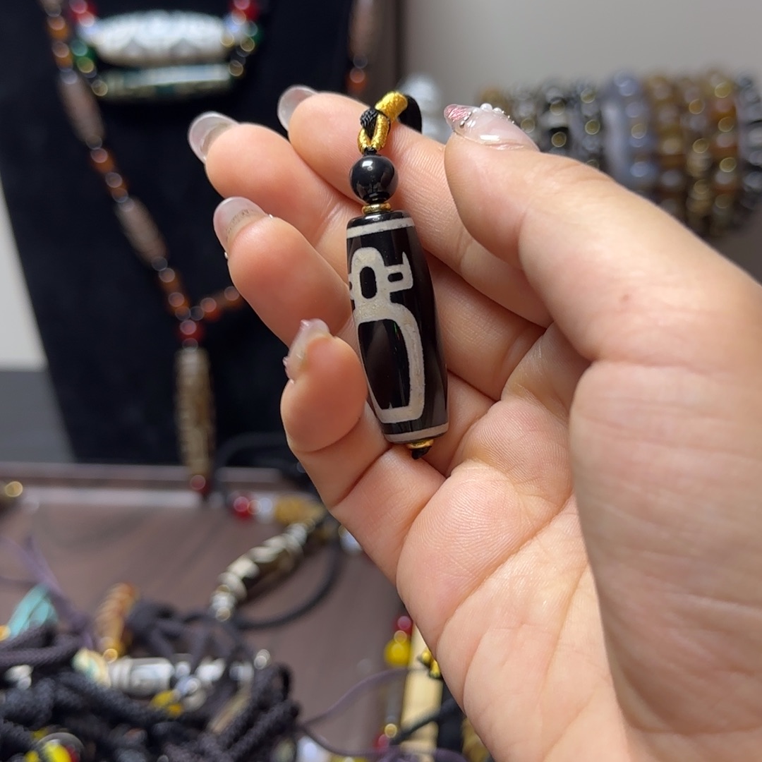 玛瑙/玉髓合金颈饰