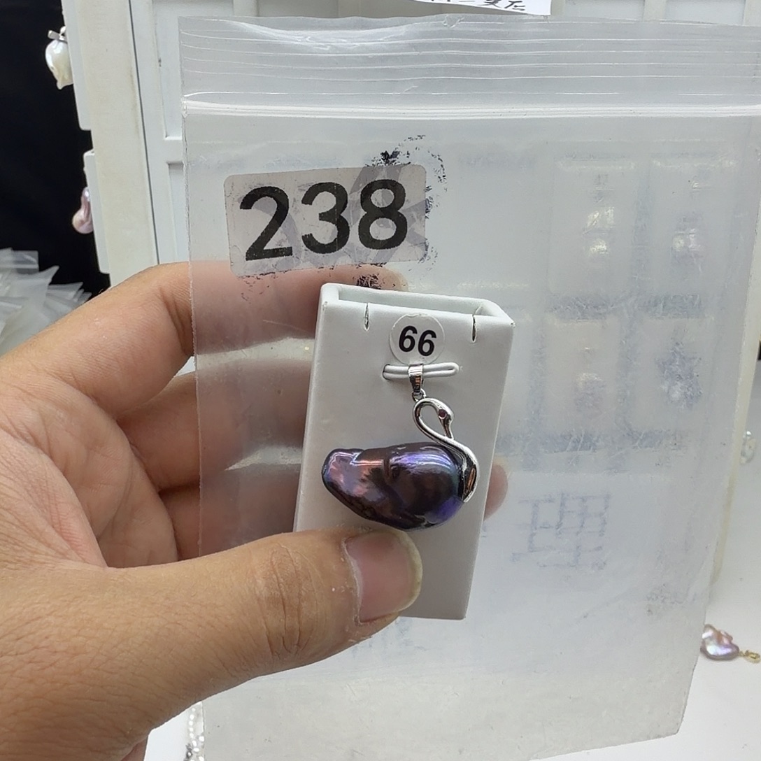 淡水珍珠颈饰合金