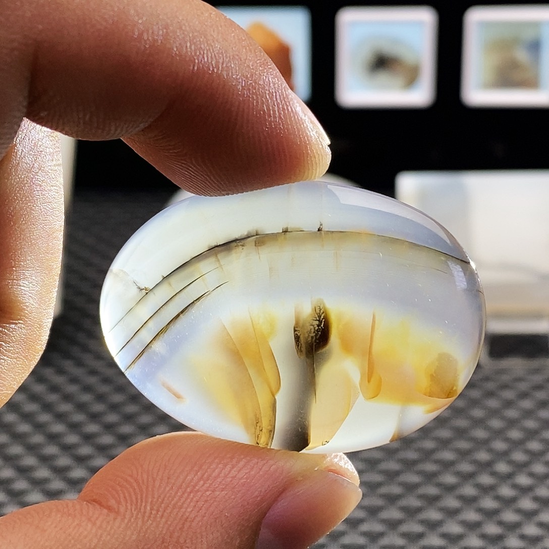 吴***芳玛瑙/玉髓未镶嵌吊坠(不含链)