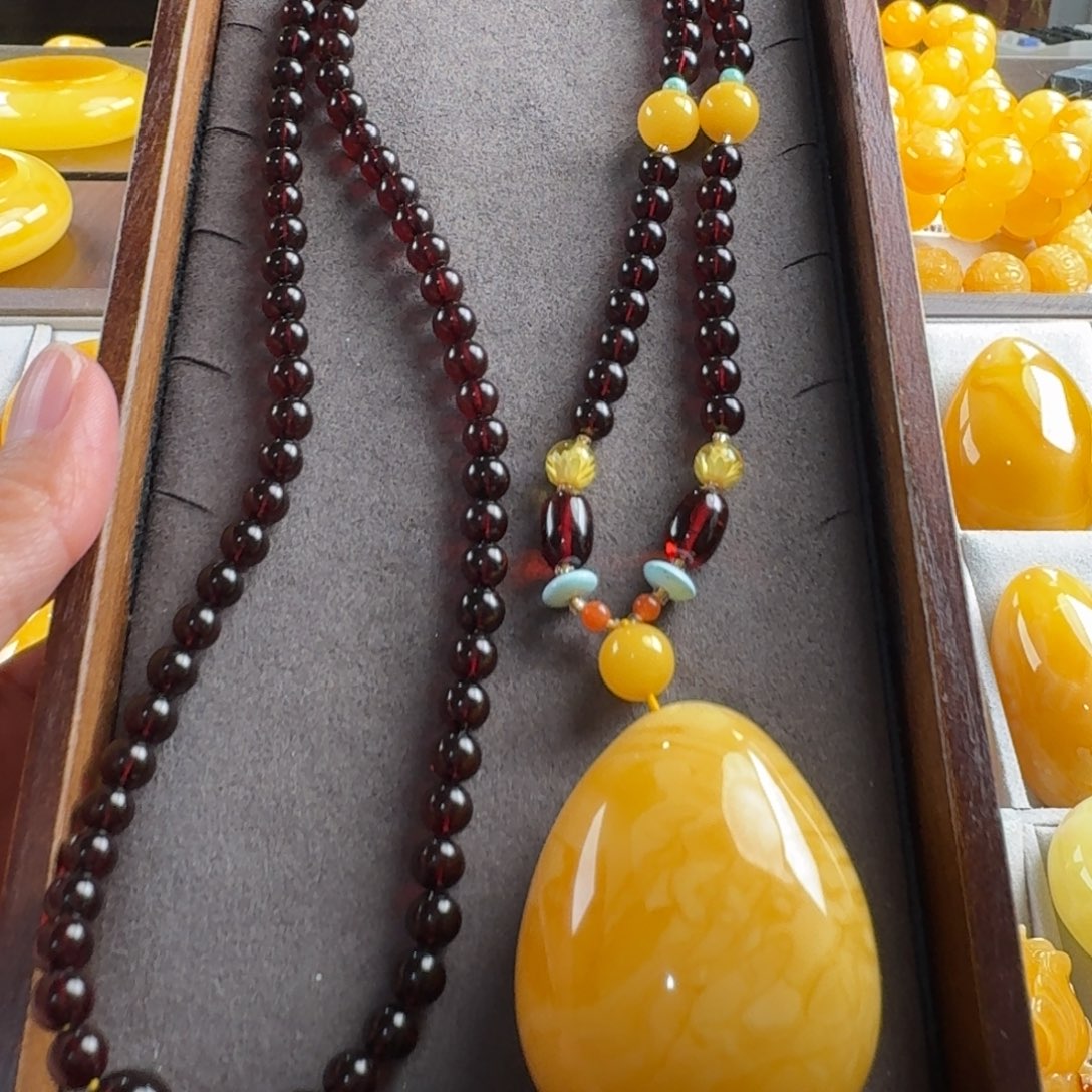 蜜蜡毛衣链未镶嵌