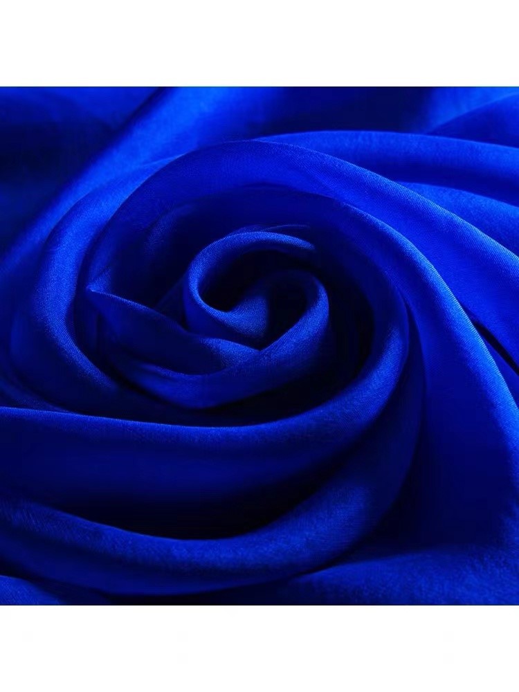 宝蓝丝巾200*75cm