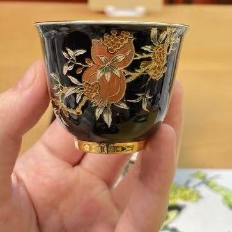 《黑石榴》主人杯《黑石榴》主人杯家用