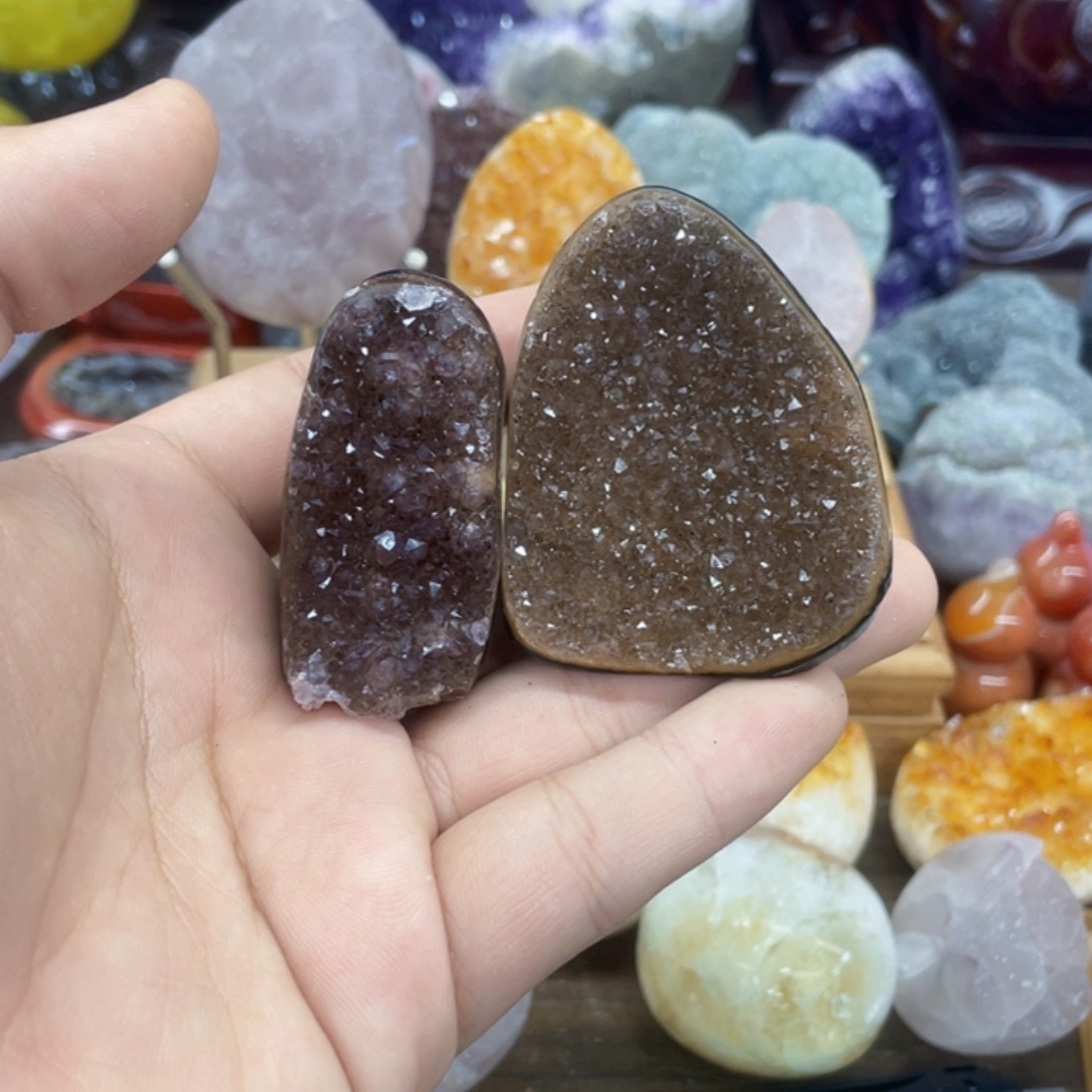 懒***虫紫晶未镶嵌大型摆件（非配饰）