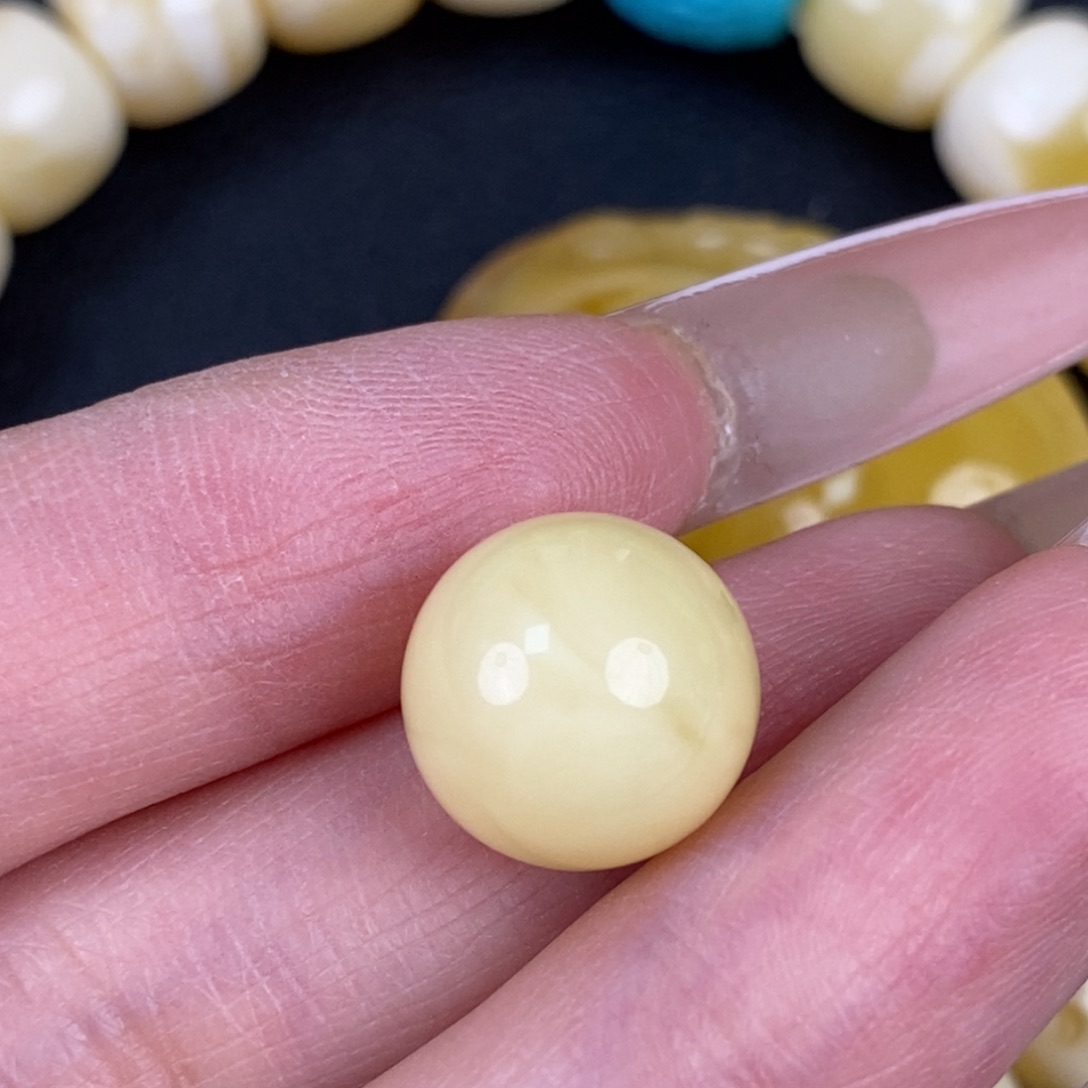 琥珀未镶嵌珠宝奇石115