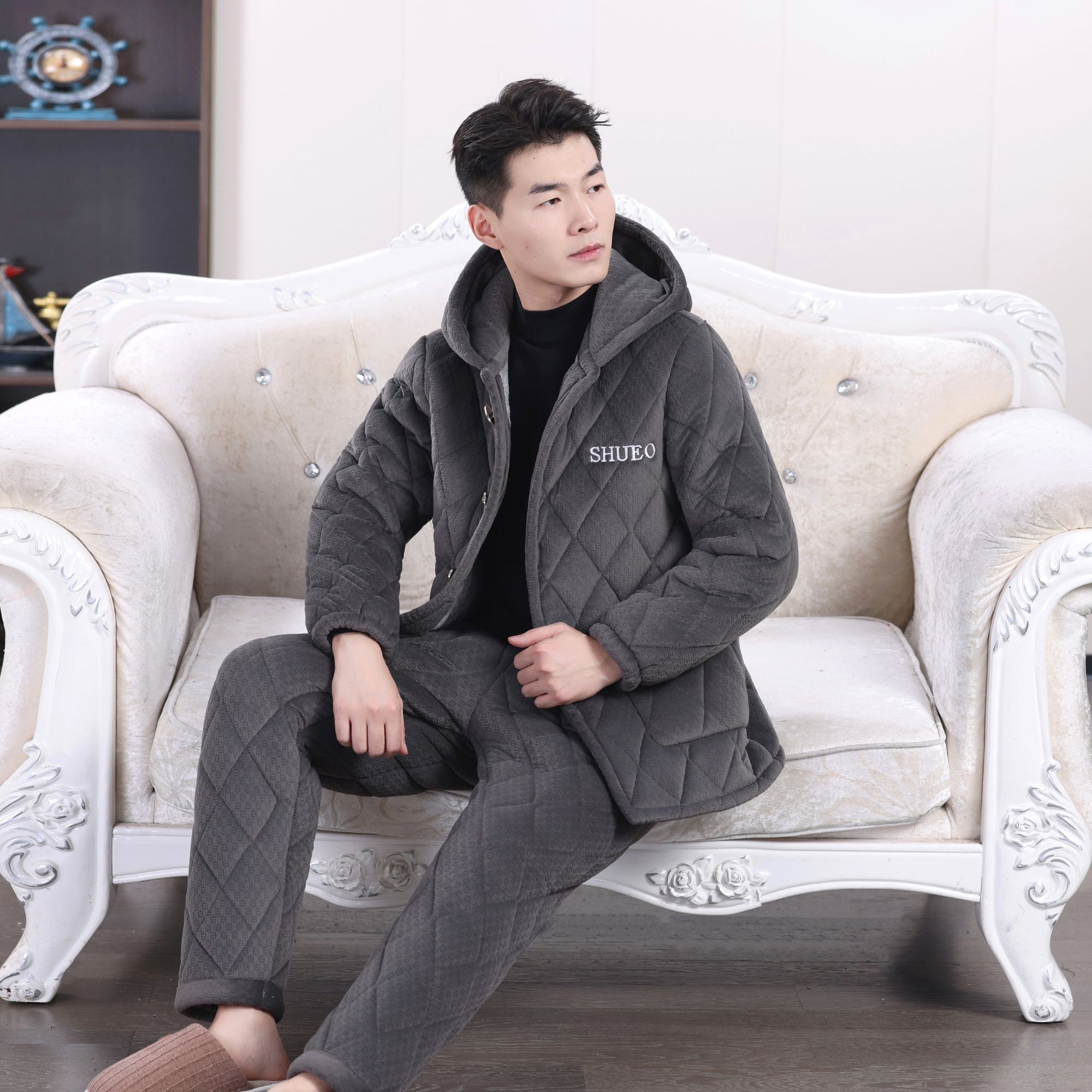睡衣秋冬季保暖棉服青年睡衣翻领领松紧加绒黑色男士