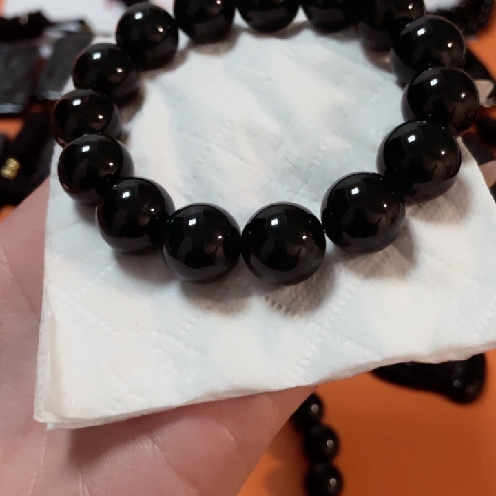 翡翠颈饰未镶嵌快**行