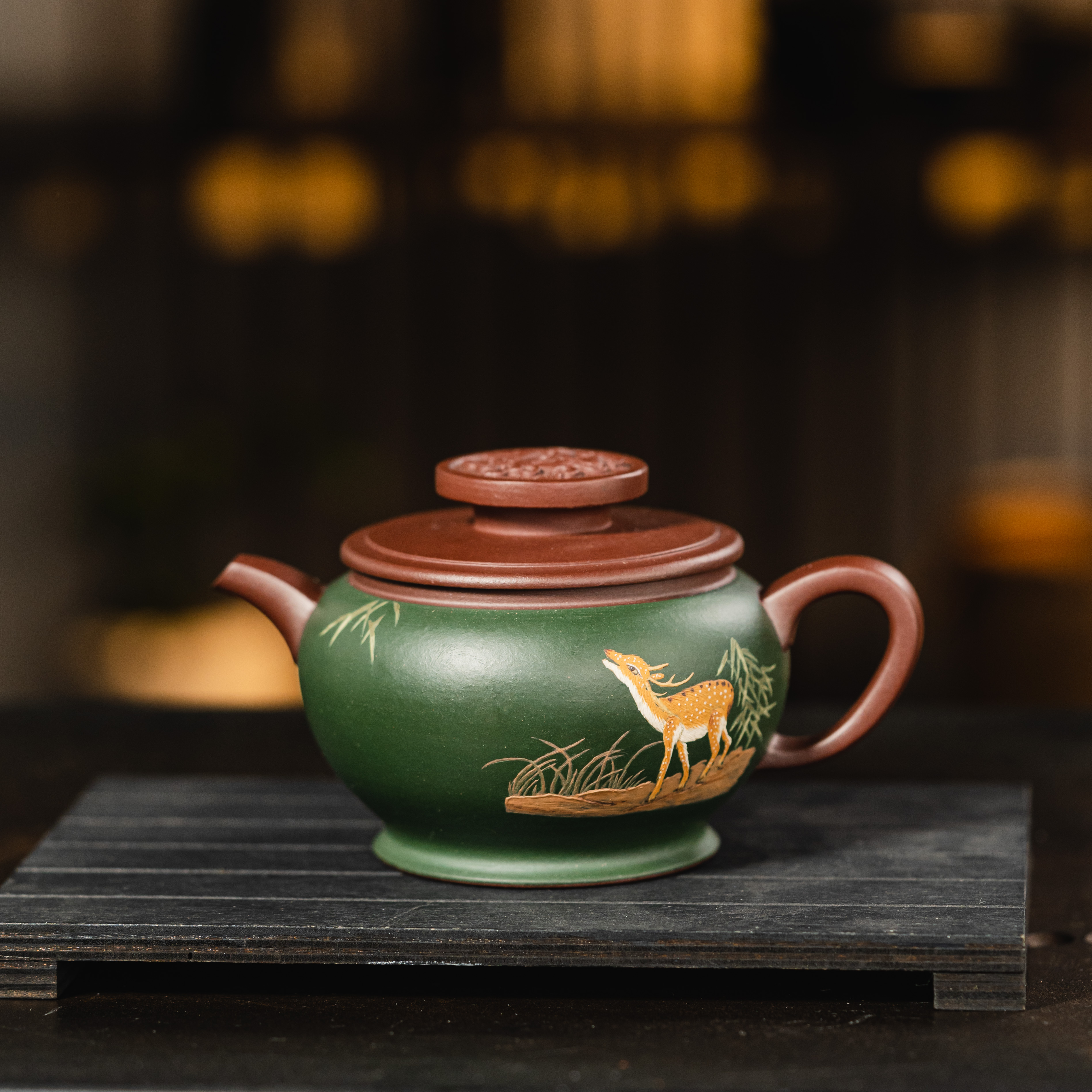 YL-076   宜兴手工紫砂 汉龙