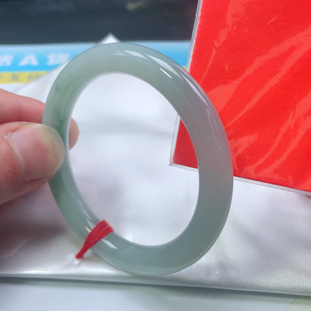 翡翠手镯未镶嵌0270号