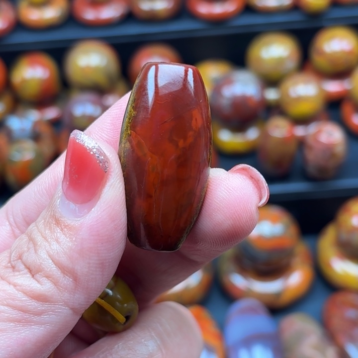 Y****玛瑙/玉髓未镶嵌吊坠(不含链)