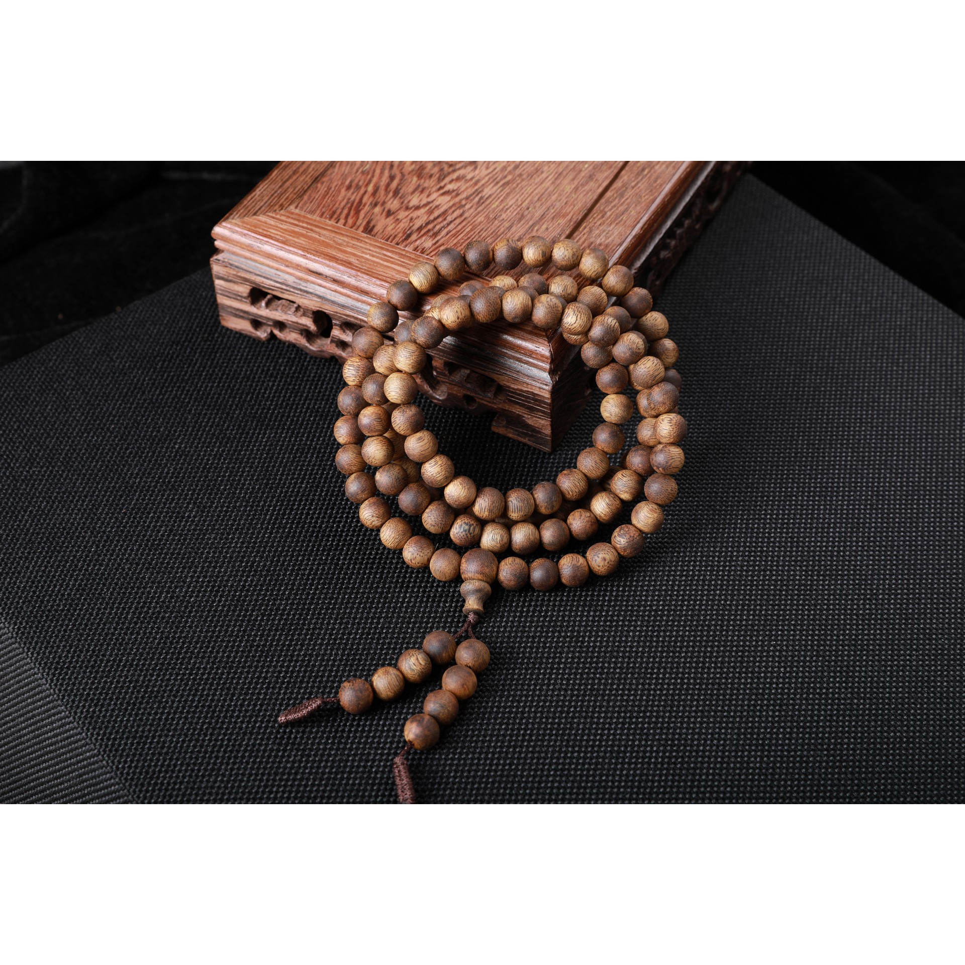 A141 越南顺化多圈108手串8mm 23.67g