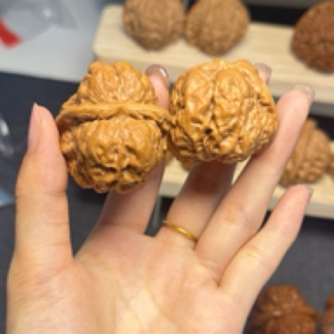 文玩核桃，蛤蟆头  一图一物