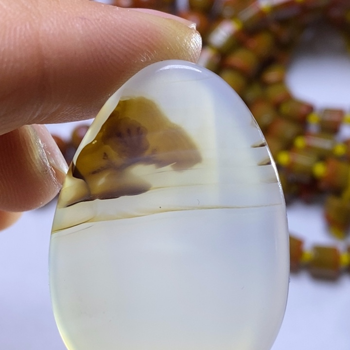 玛瑙/玉髓颈饰未镶嵌