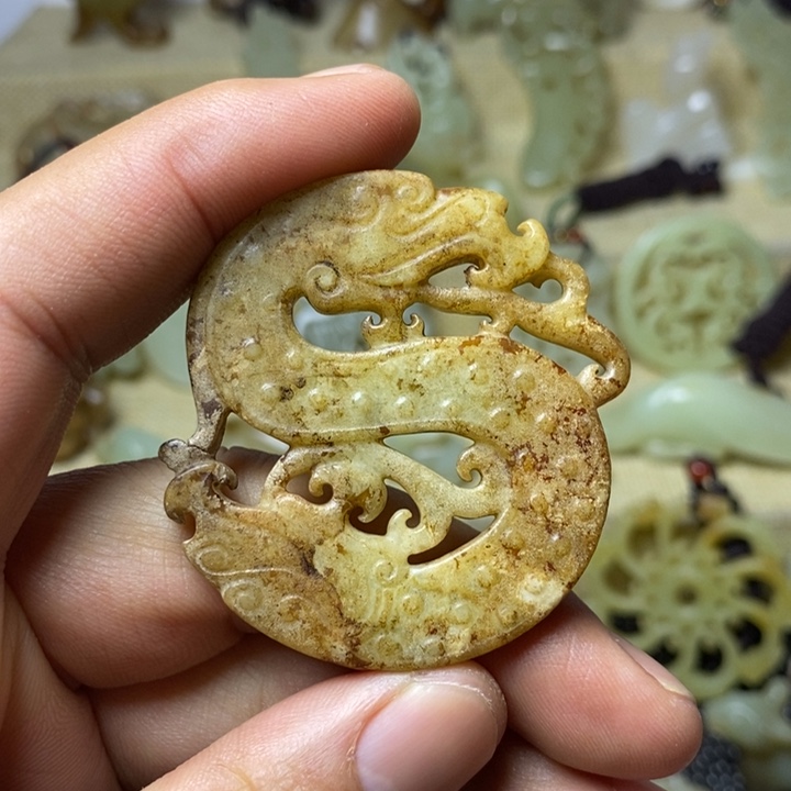 和田玉挂件未镶嵌